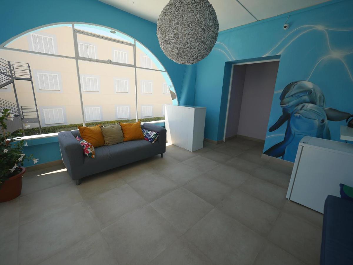 Hostal Giramundo อิบิซาทาวน์ ภายนอก รูปภาพ