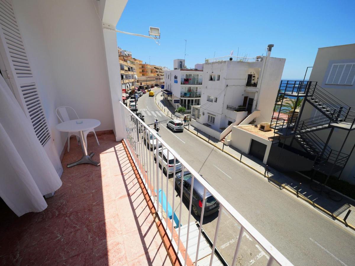 Hostal Giramundo อิบิซาทาวน์ ภายนอก รูปภาพ